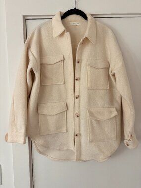 Little Lies Women's Cream Shirt Jacket. Size S.